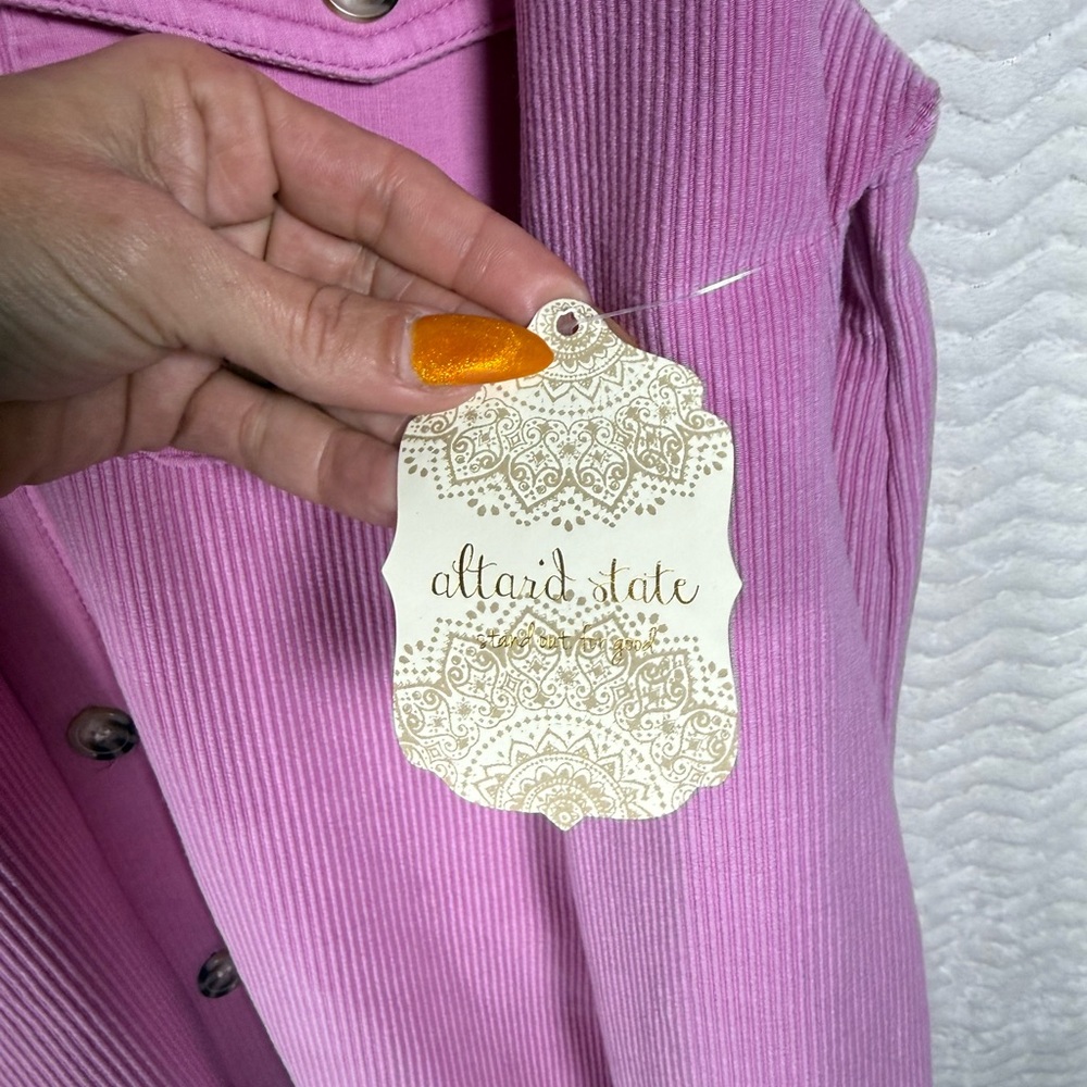 NWT Altar'd State Pink Button Down. Size large. Soft and cozy 🤩🧡 - Picture 7 of 9